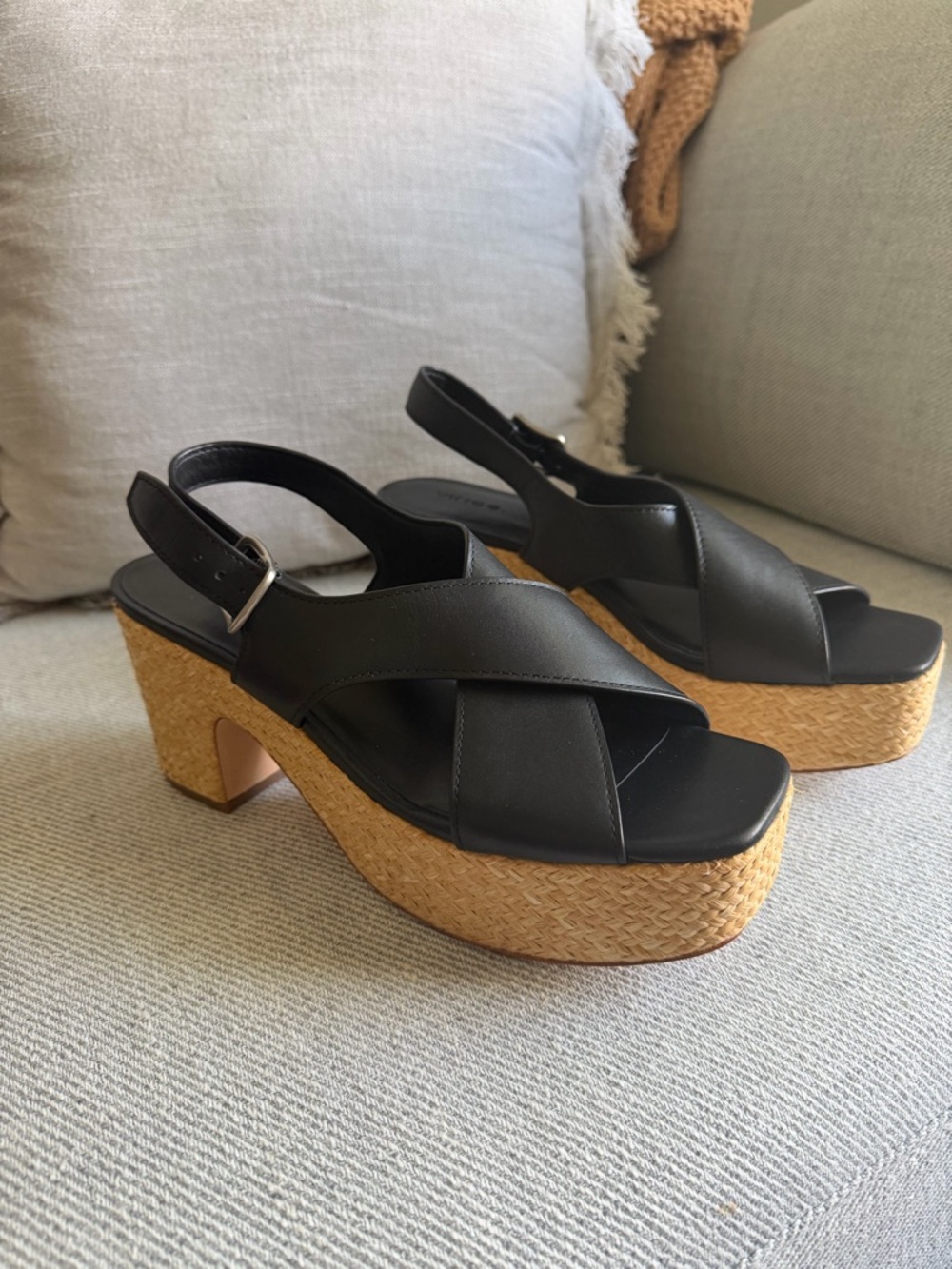 NWOT - Vince - Leather Crisscross Platform Slingbacks